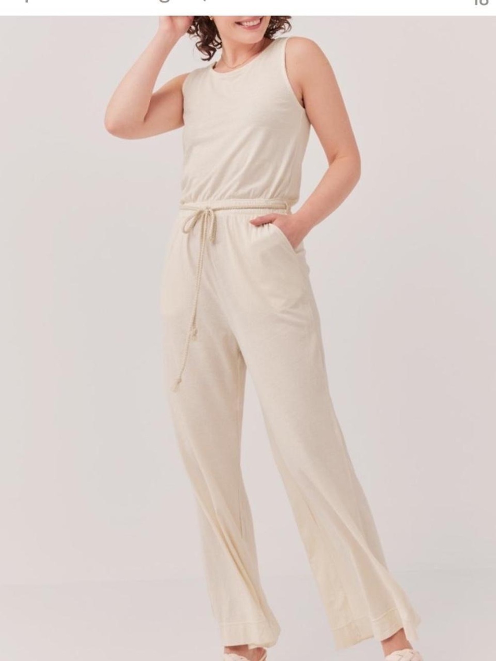 Pact Cream Sleeveless jumpsuit never worn!!